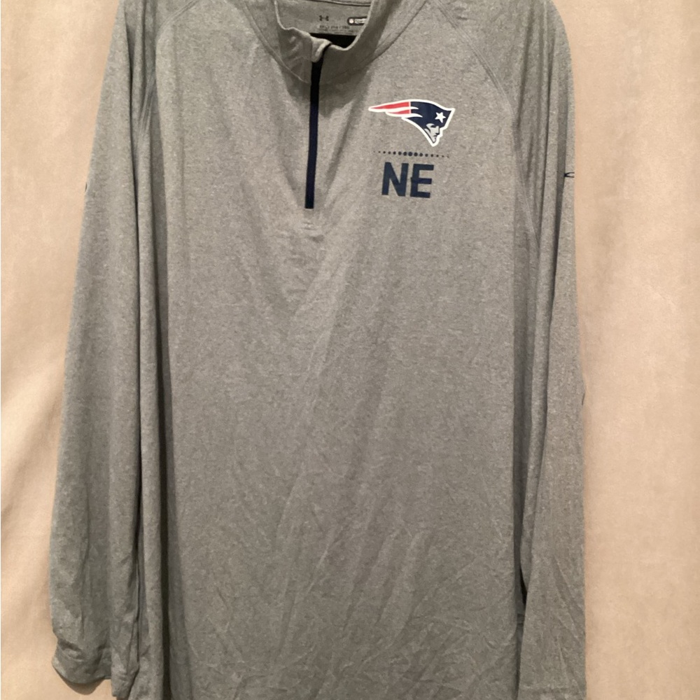 Under Armour Gray Long Sleeve Shirt with Logo